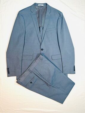 NWOT Laboratory Lord & Taylor Men’s Blue Suit